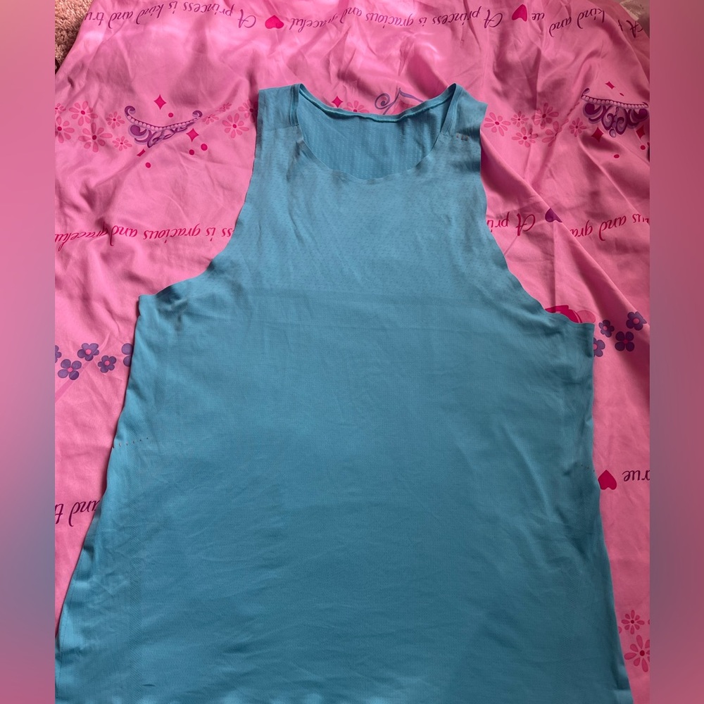 Lululemon tank top